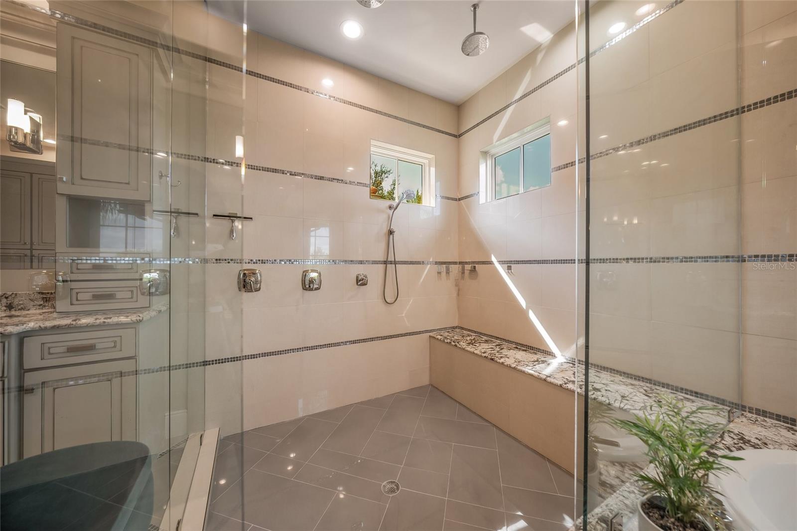 LAKE CLUB PH I - Residential