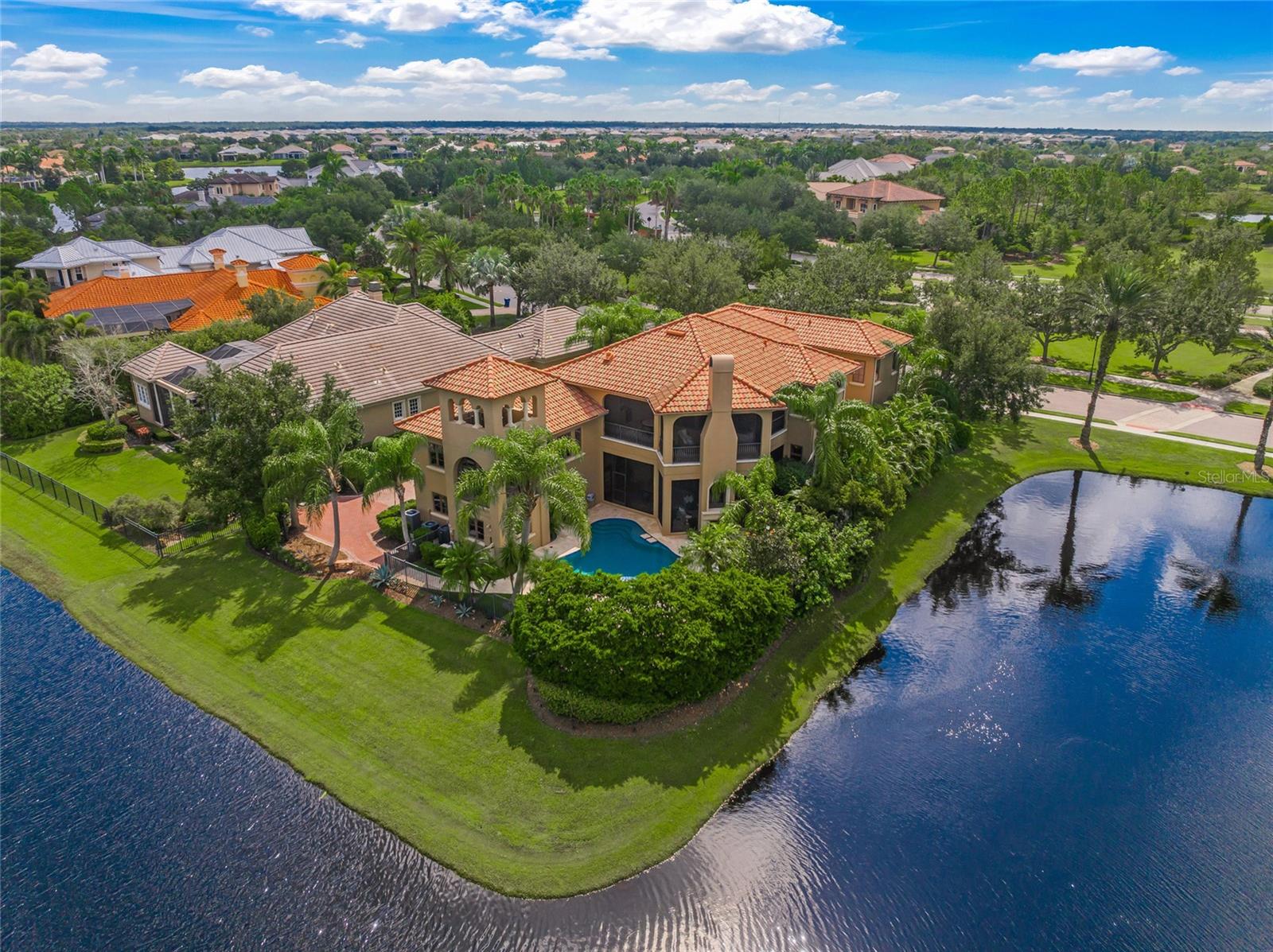 LAKE CLUB PH I - Residential