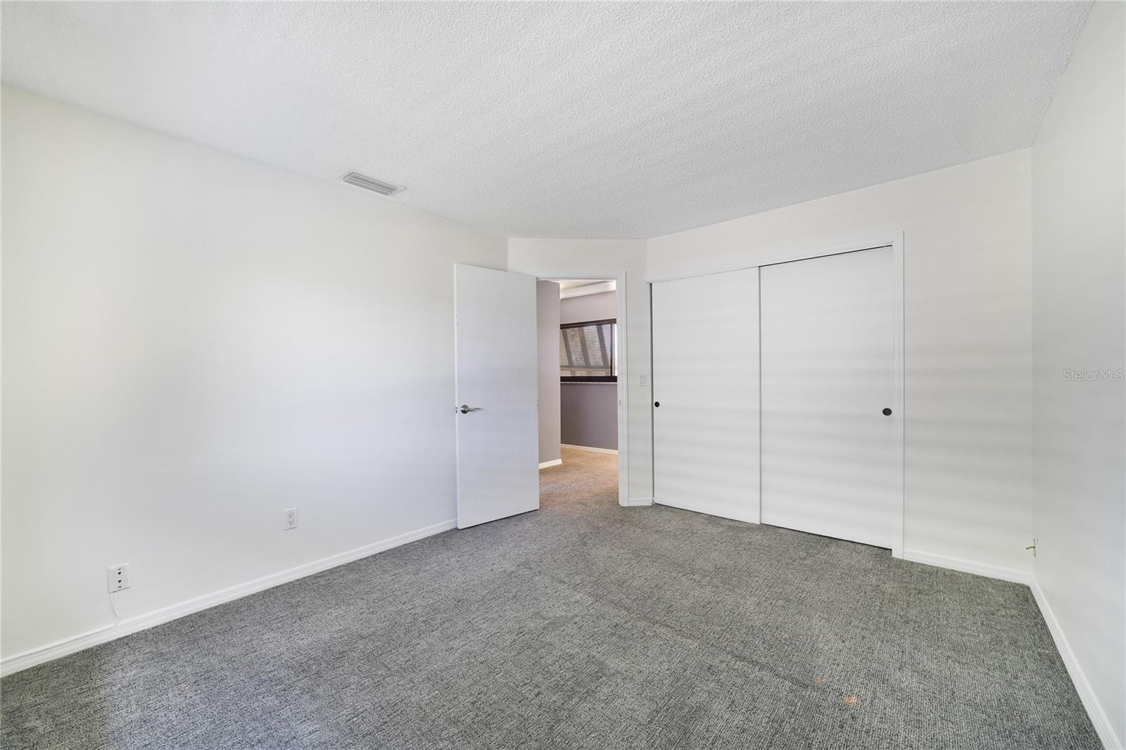 ISLAND CLUB AT ROSEMONT - Residential