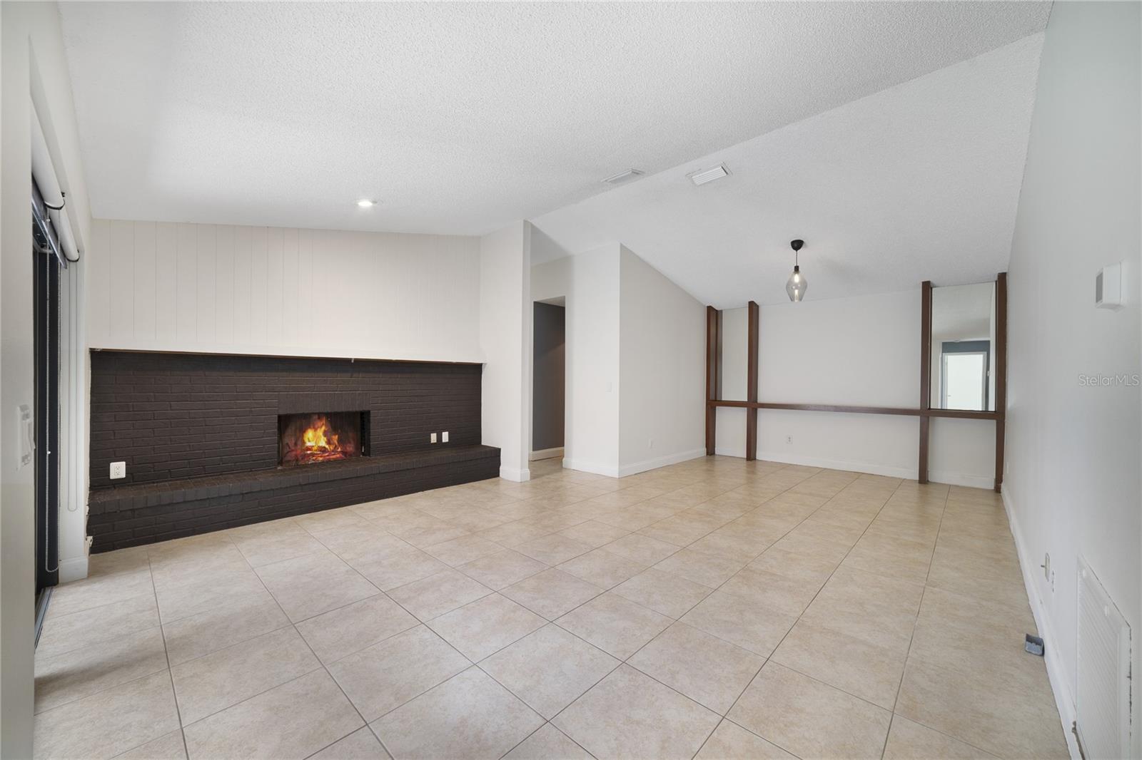 ISLAND CLUB AT ROSEMONT - Residential