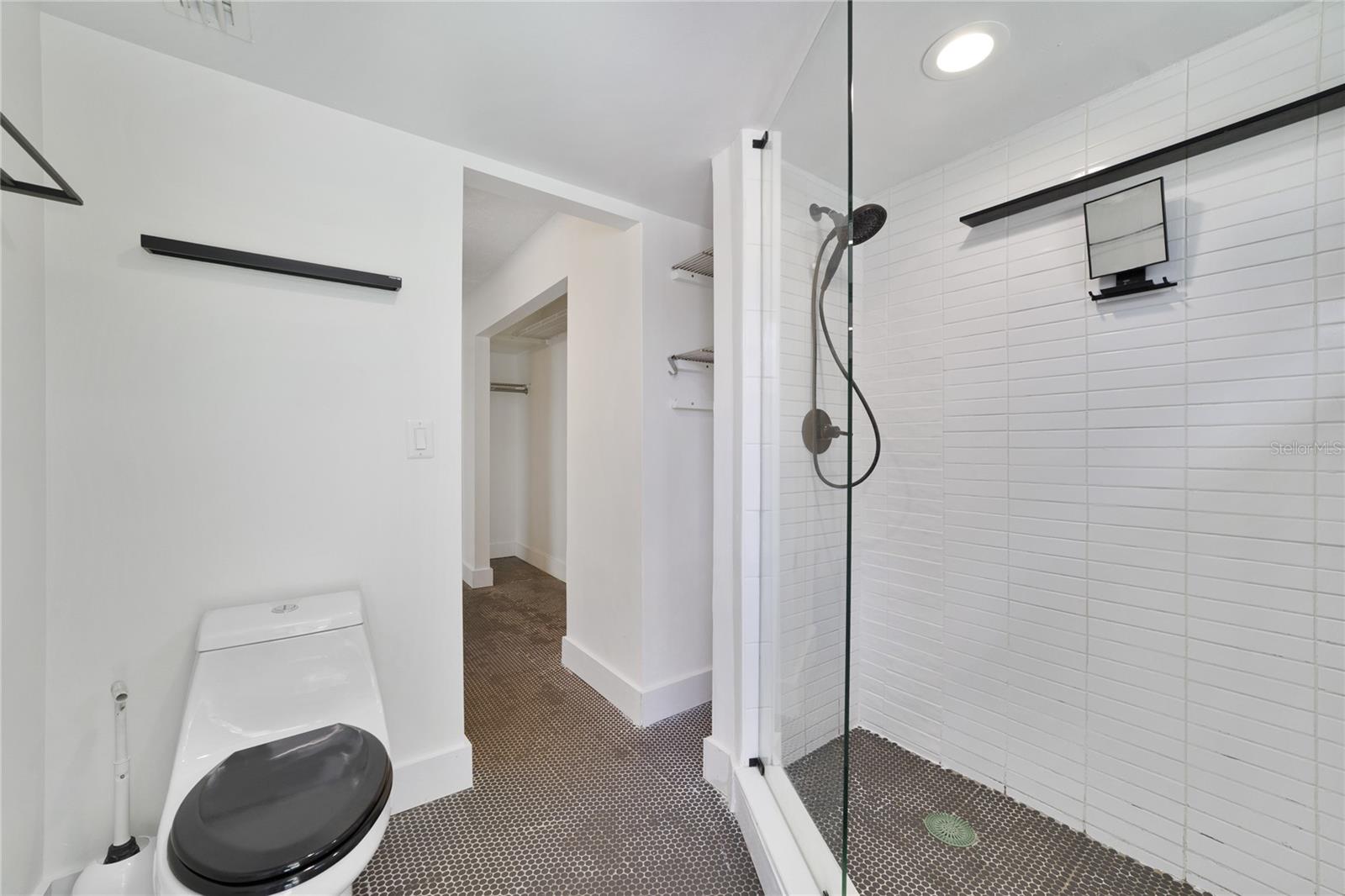ISLAND CLUB AT ROSEMONT - Residential