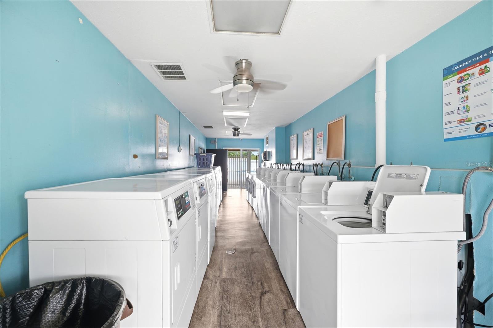 HILL CREST VILLAS - Residential