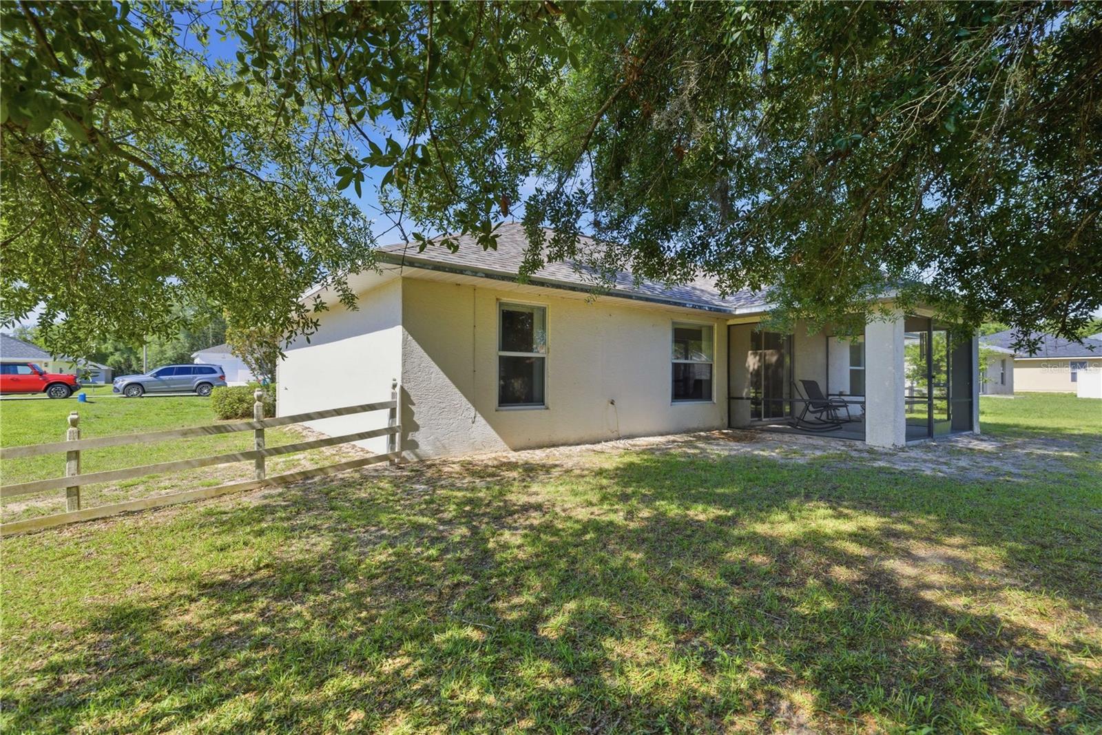 MARION OAKS - Residential