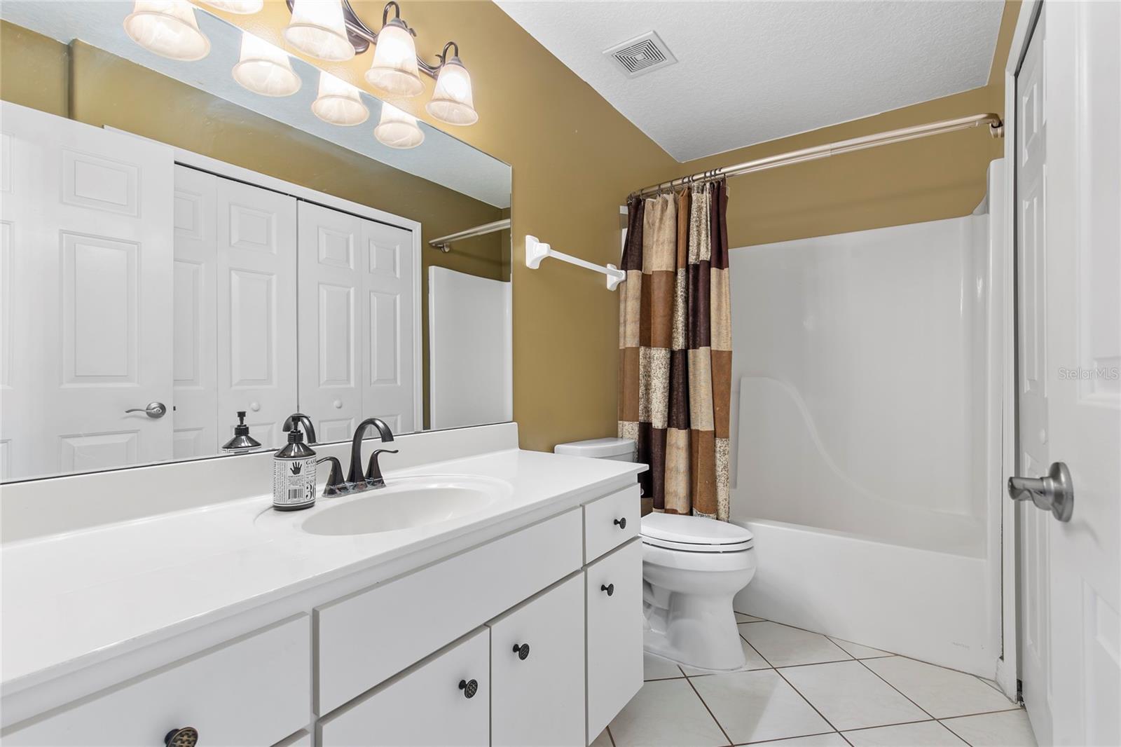 CYPRESS KNOLL - Residential