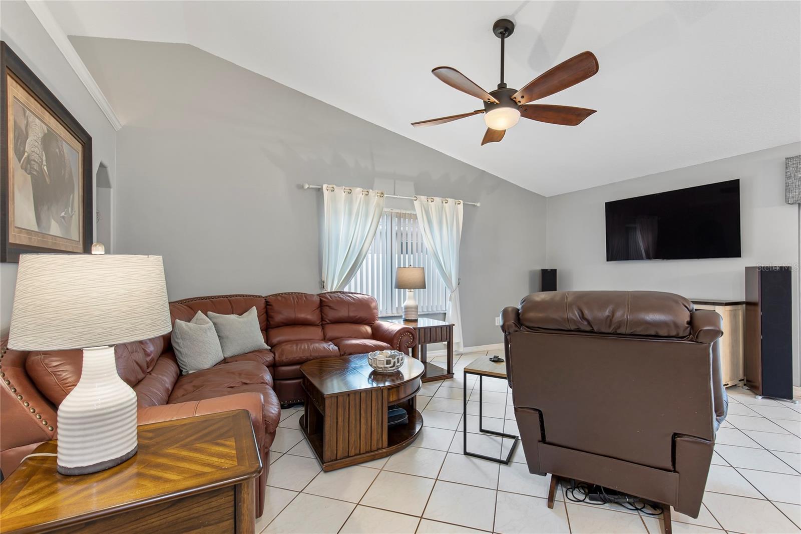 CYPRESS KNOLL - Residential