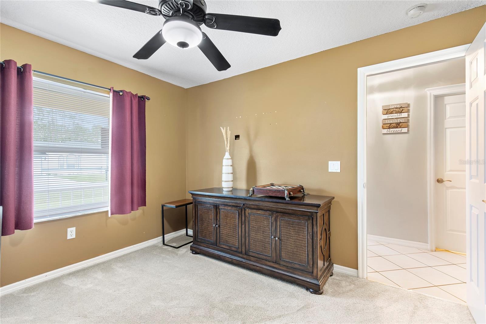 CYPRESS KNOLL - Residential