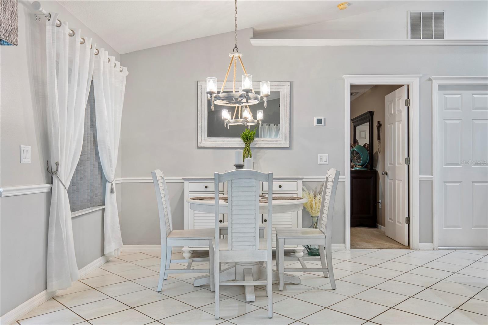 CYPRESS KNOLL - Residential