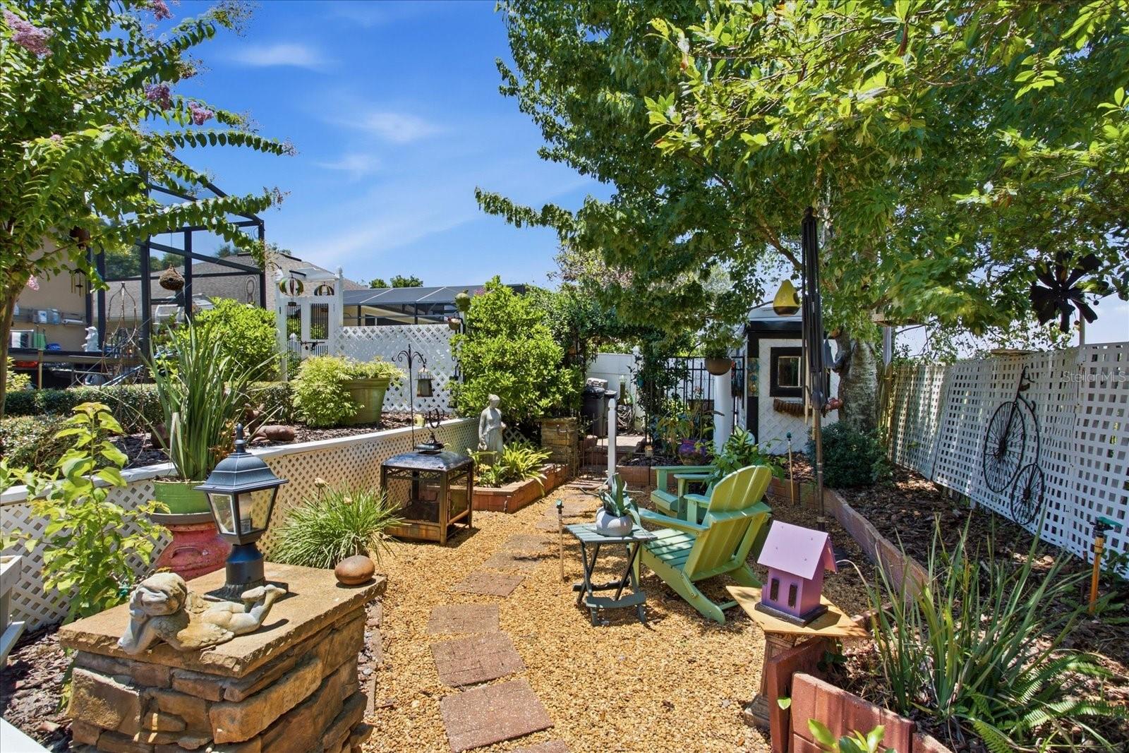 ALEXANDRIA PLACE - Residential