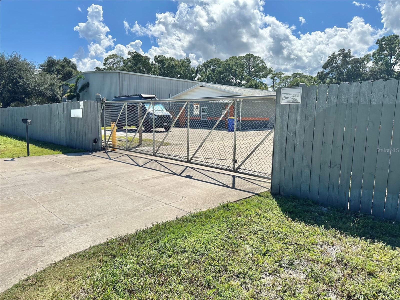 FLORIDA SHORES 01 - Commercial Sale