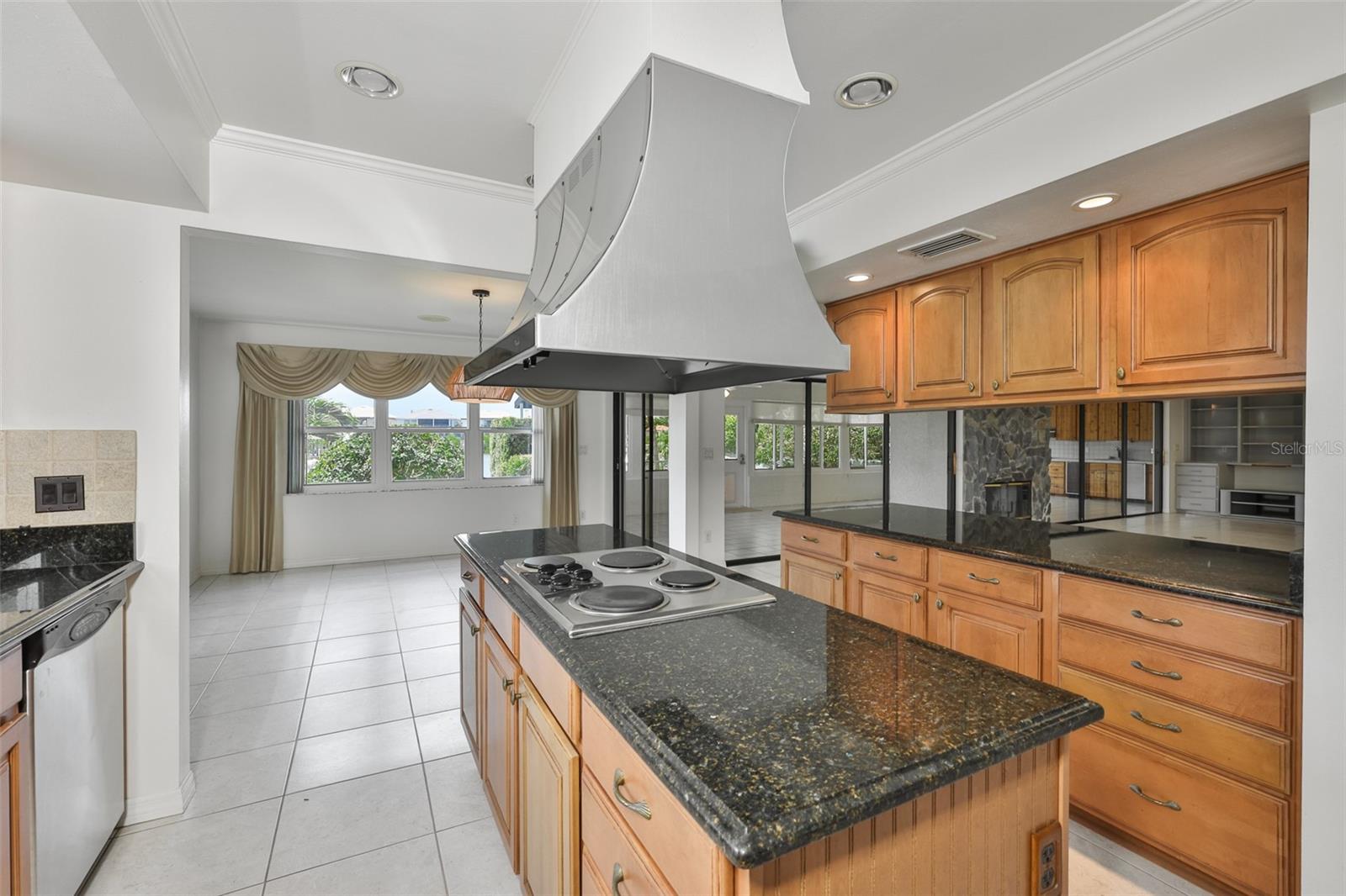SYMPHONY ISLES UNIT TWO - Residential Lease