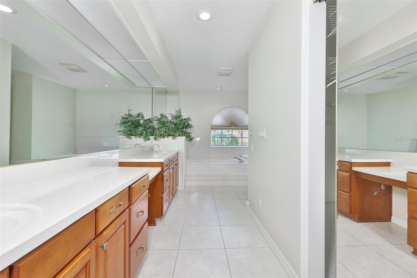 SYMPHONY ISLES UNIT TWO - Residential Lease