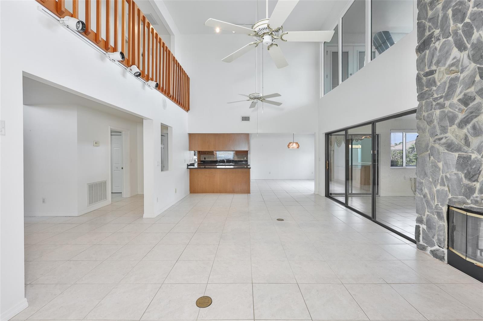 SYMPHONY ISLES UNIT TWO - Residential Lease