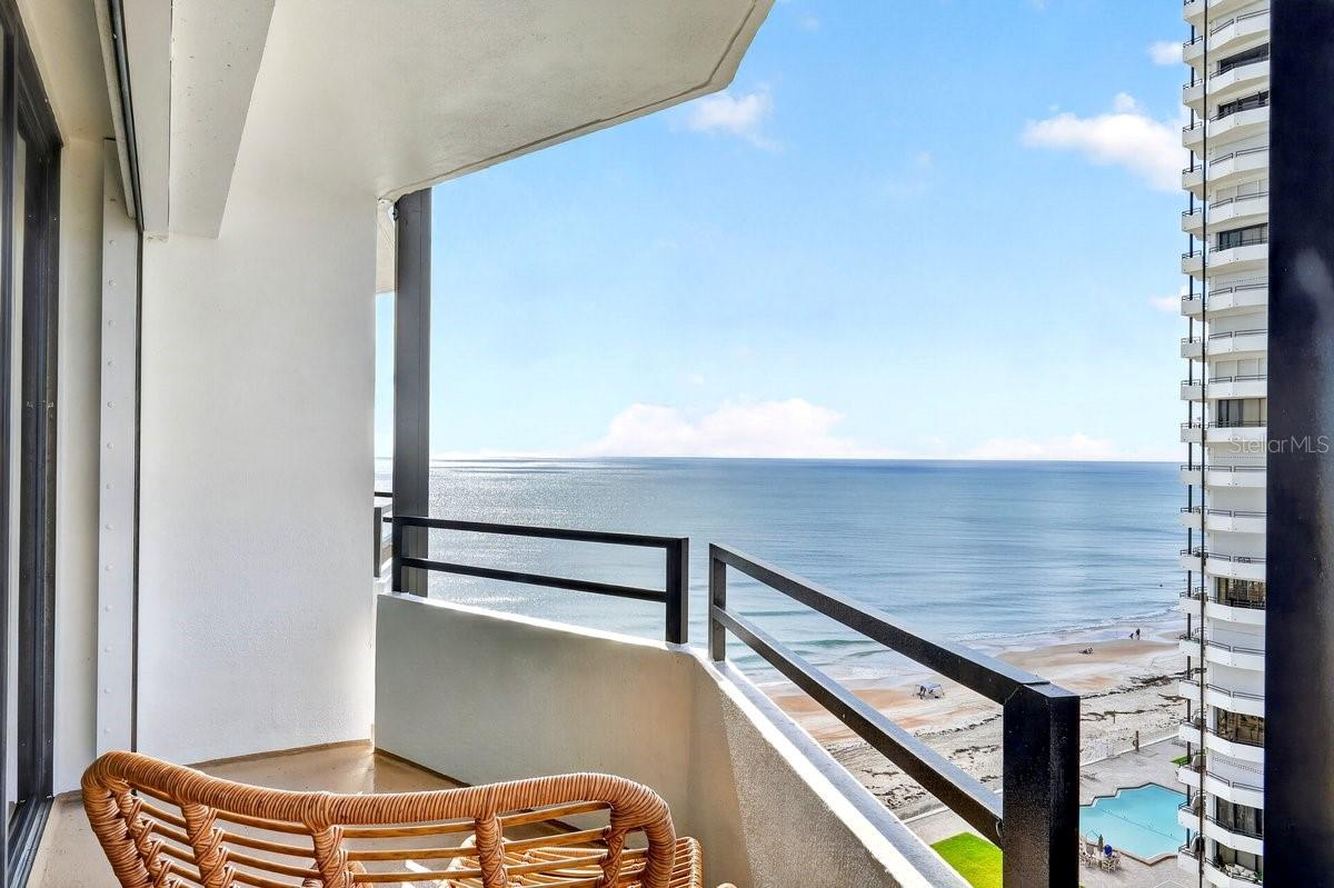 OCEAN RITZ CONDO UNIT 01 - Residential