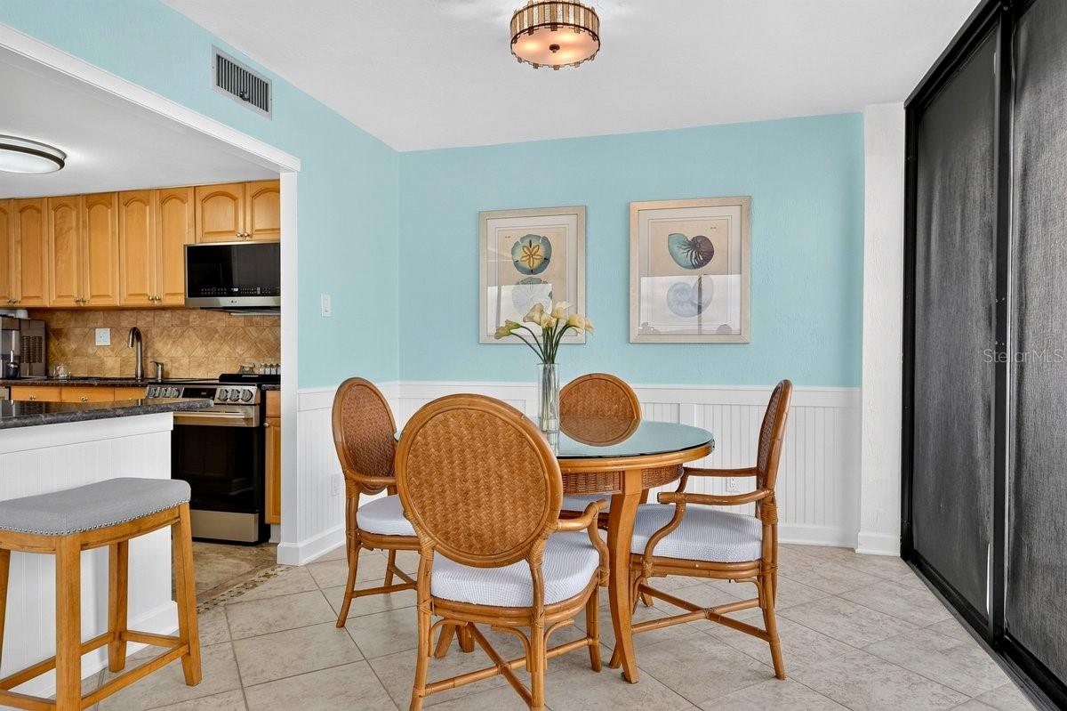 OCEAN RITZ CONDO UNIT 01 - Residential