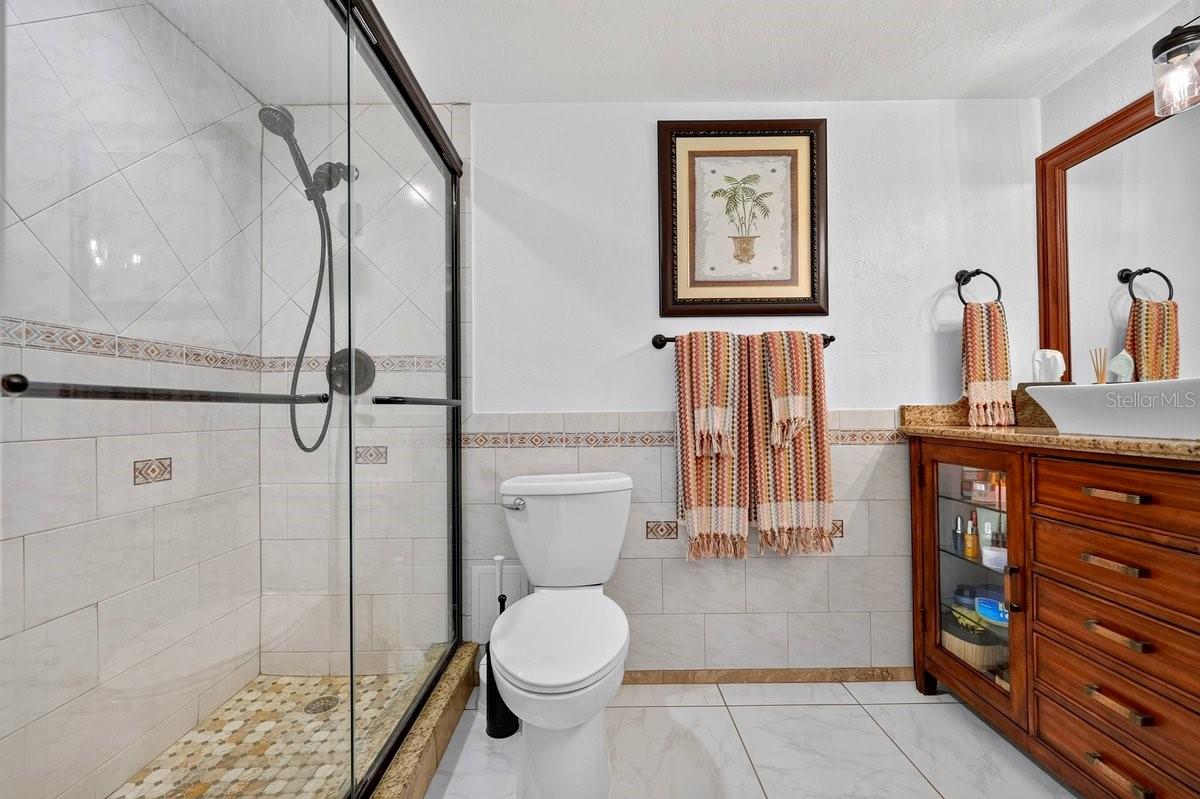 OCEAN RITZ CONDO UNIT 01 - Residential