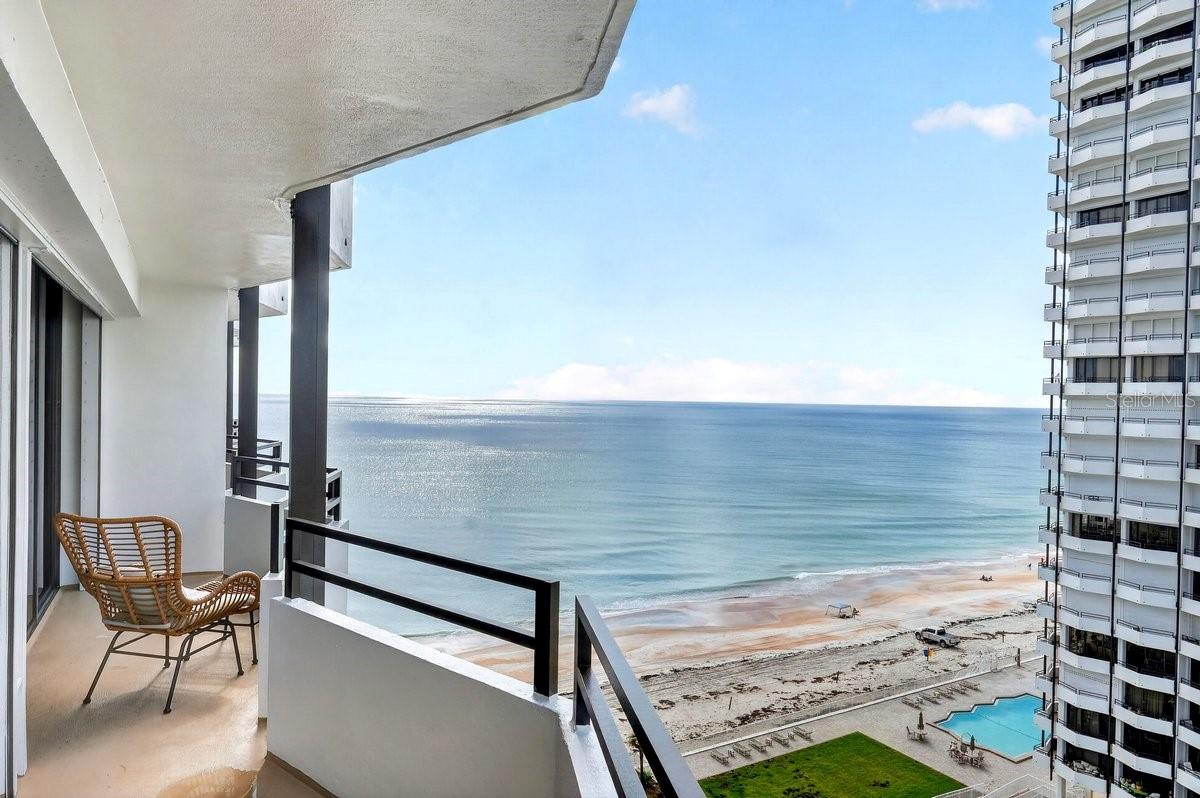 OCEAN RITZ CONDO UNIT 01 - Residential