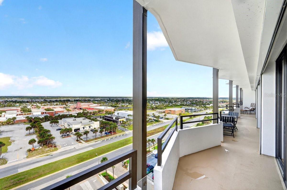 OCEAN RITZ CONDO UNIT 01 - Residential