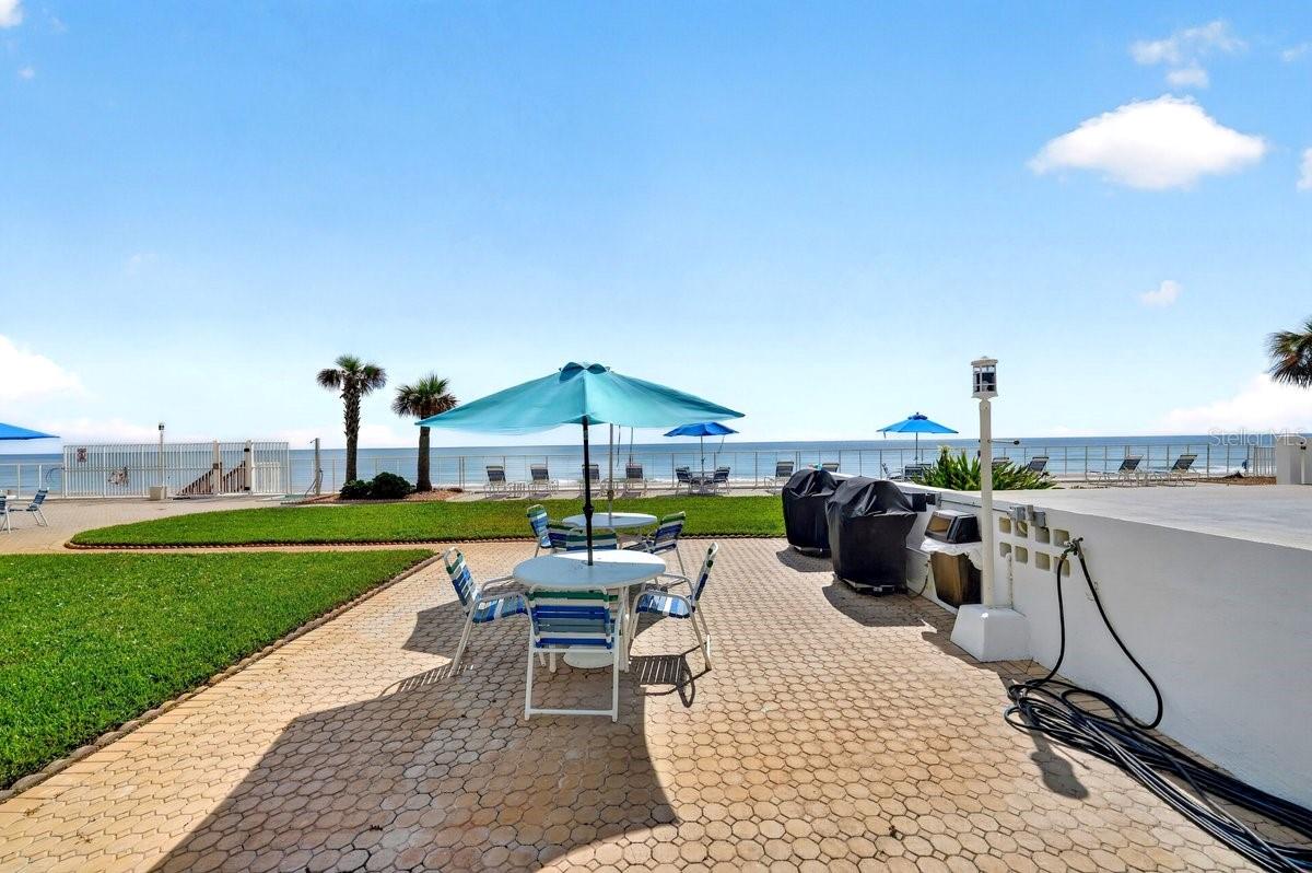 OCEAN RITZ CONDO UNIT 01 - Residential