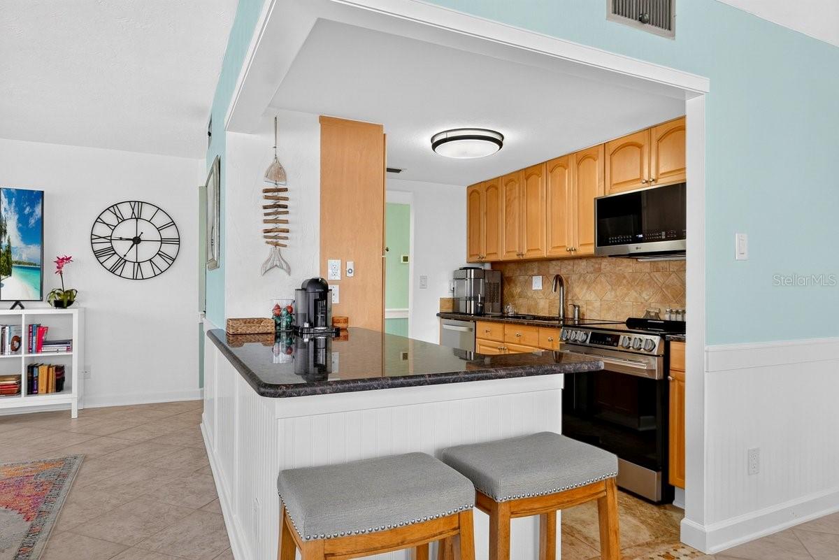 OCEAN RITZ CONDO UNIT 01 - Residential