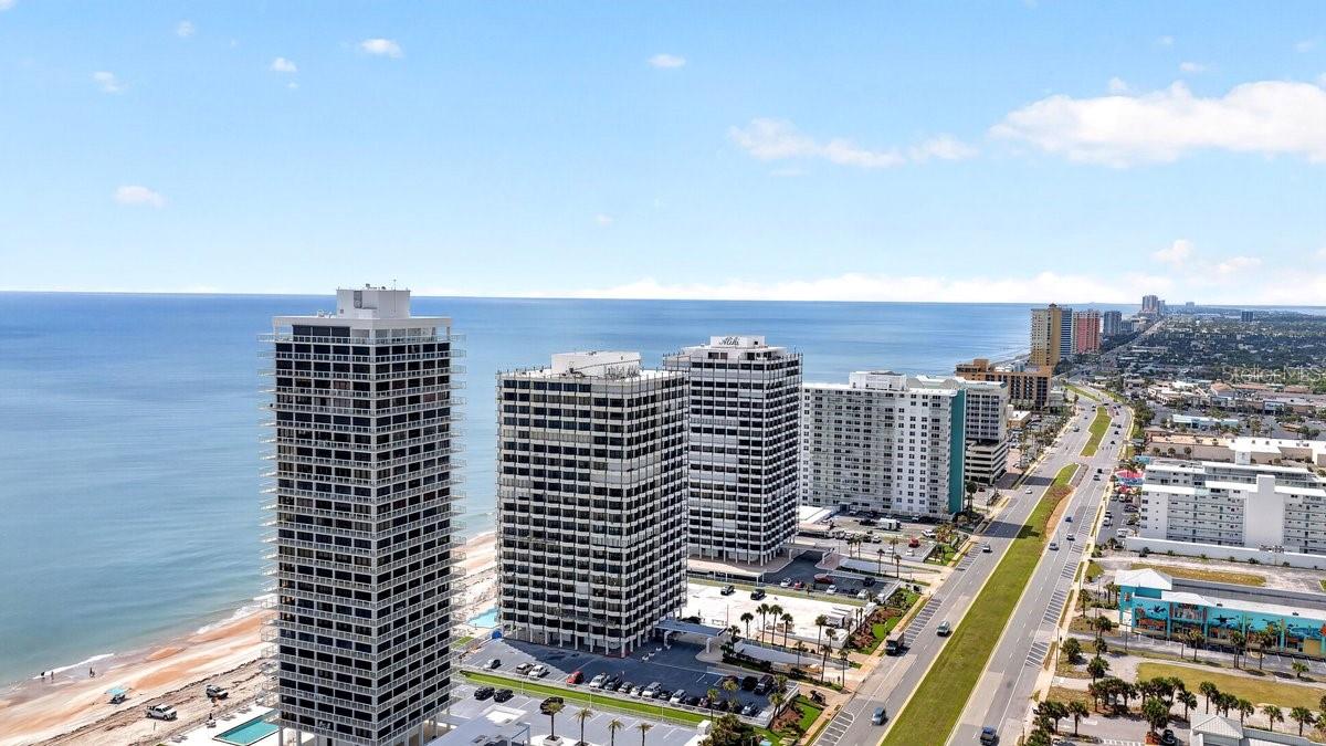 OCEAN RITZ CONDO UNIT 01 - Residential