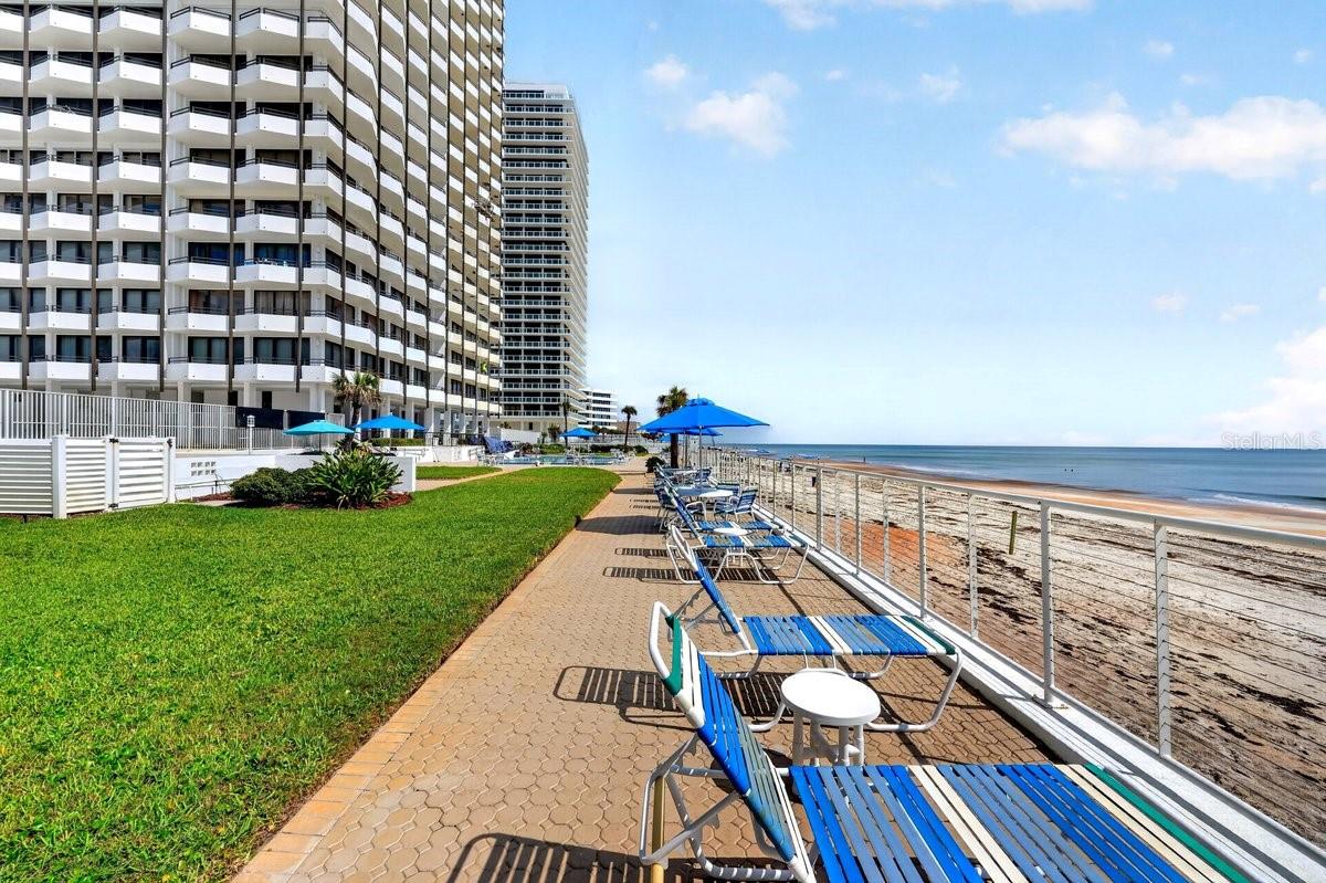 OCEAN RITZ CONDO UNIT 01 - Residential