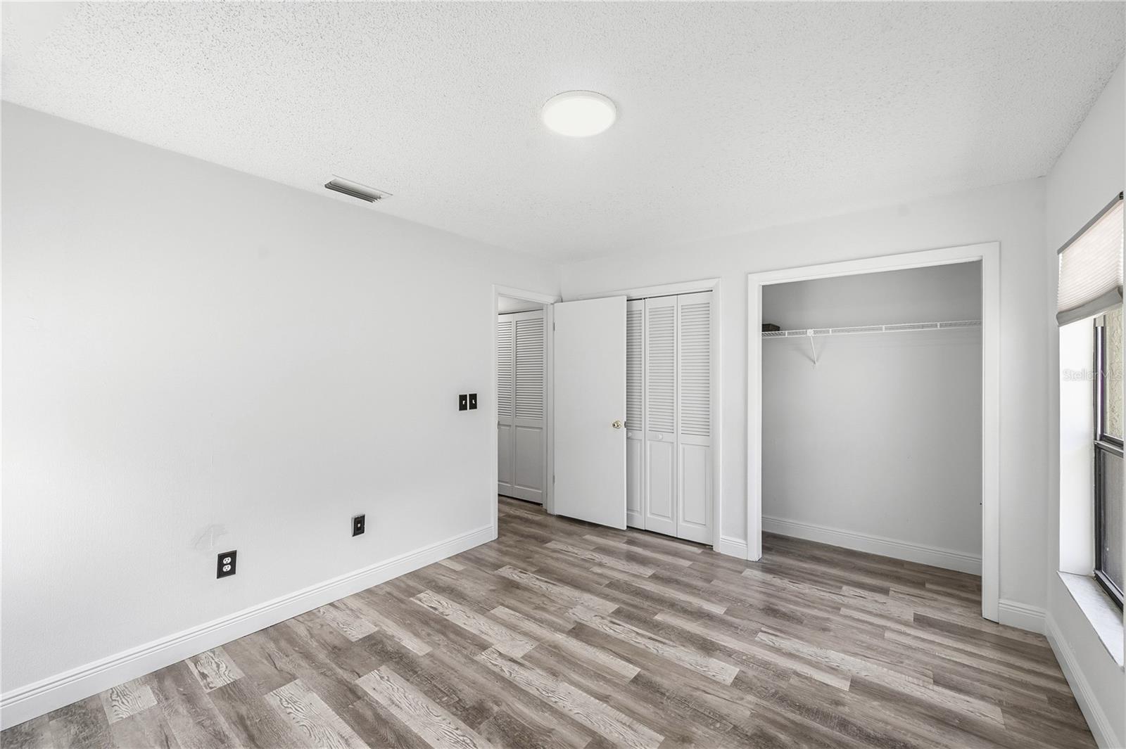 CARROLLWOOD VILLAGE - Residential