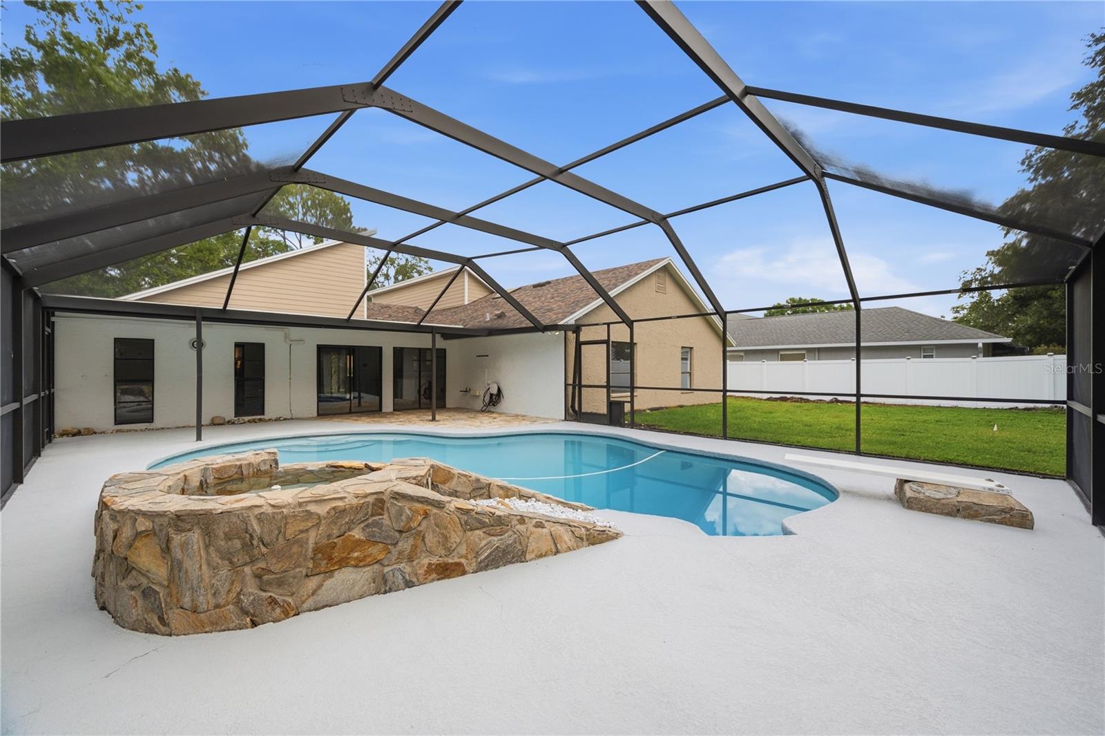 CARROLLWOOD VILLAGE - Residential