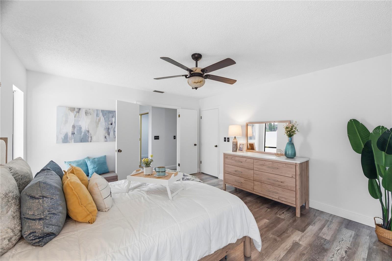 CARROLLWOOD VILLAGE - Residential