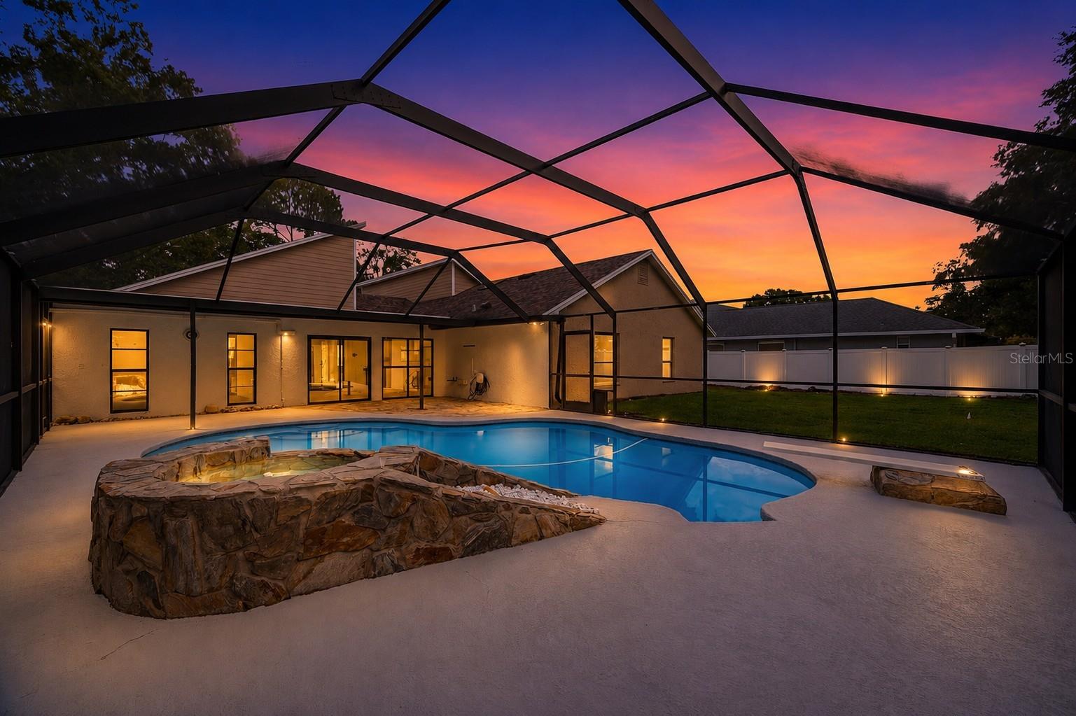 CARROLLWOOD VILLAGE - Residential