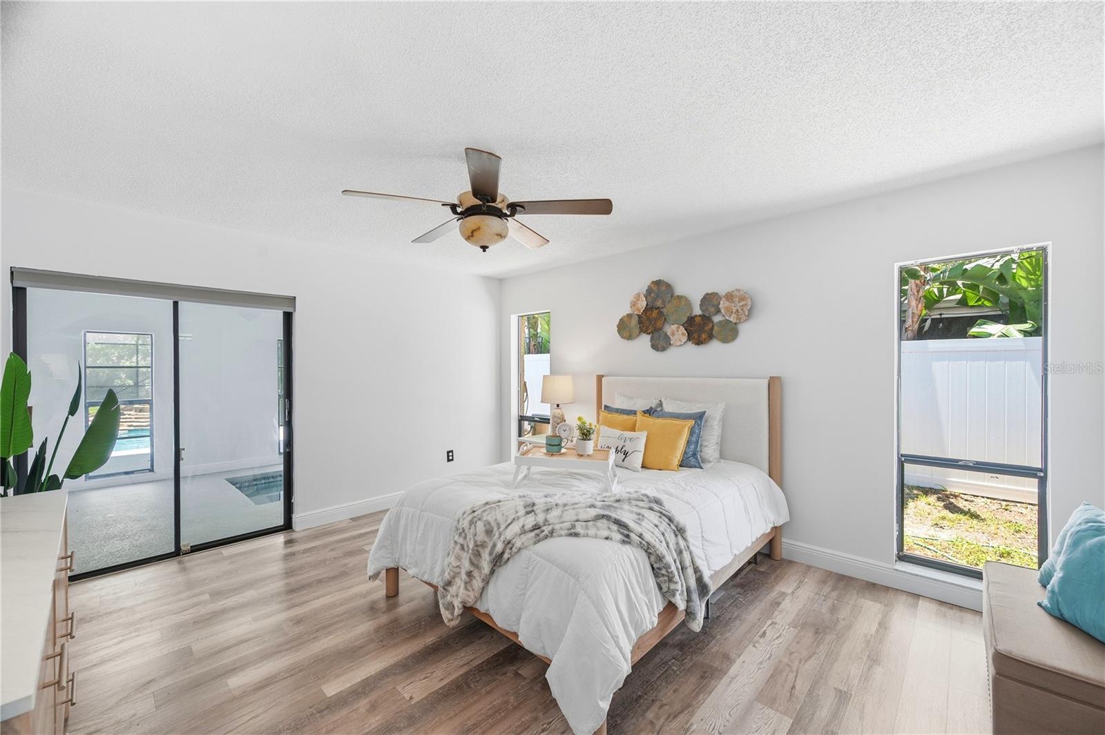 CARROLLWOOD VILLAGE - Residential