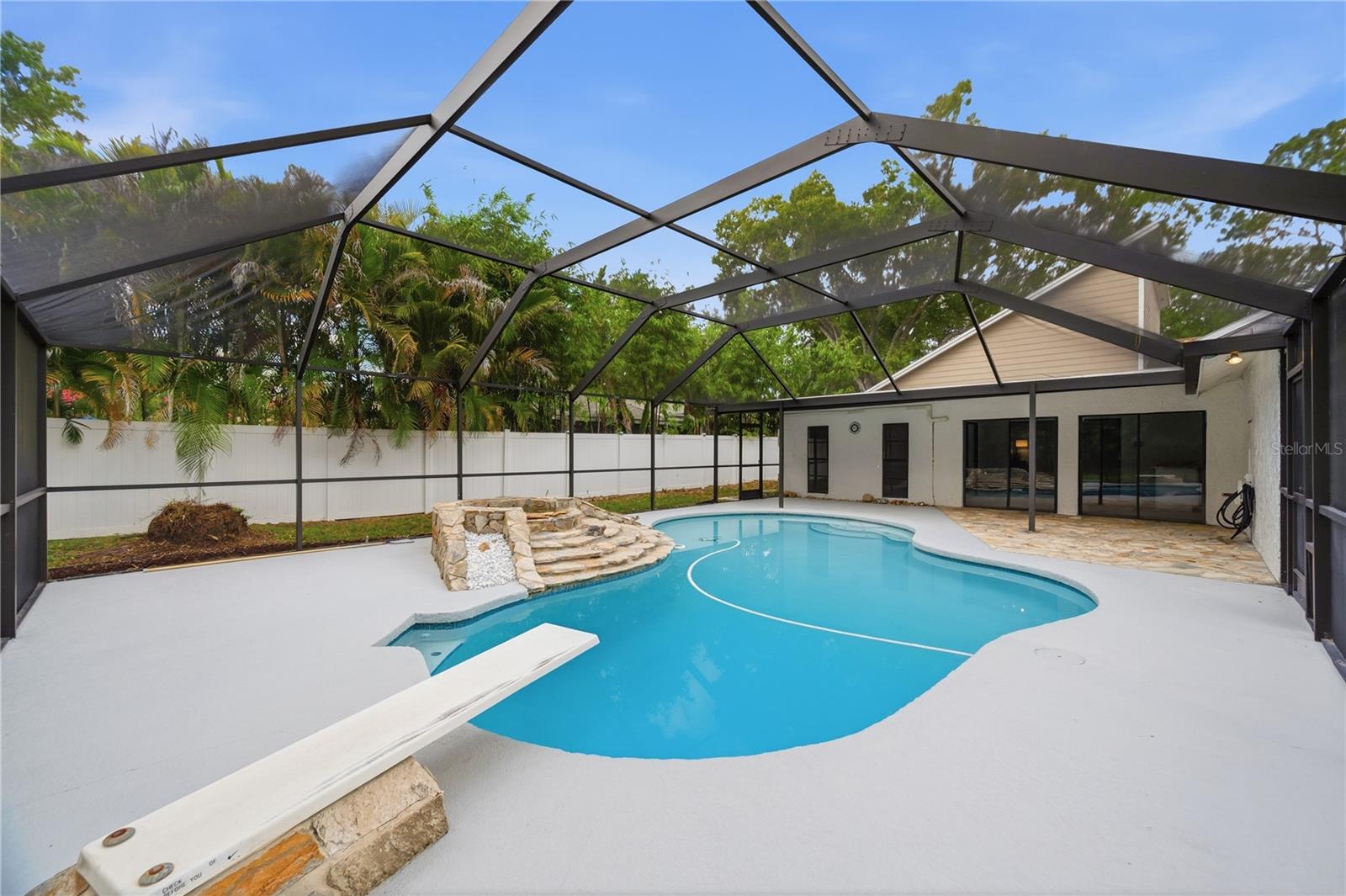 CARROLLWOOD VILLAGE - Residential