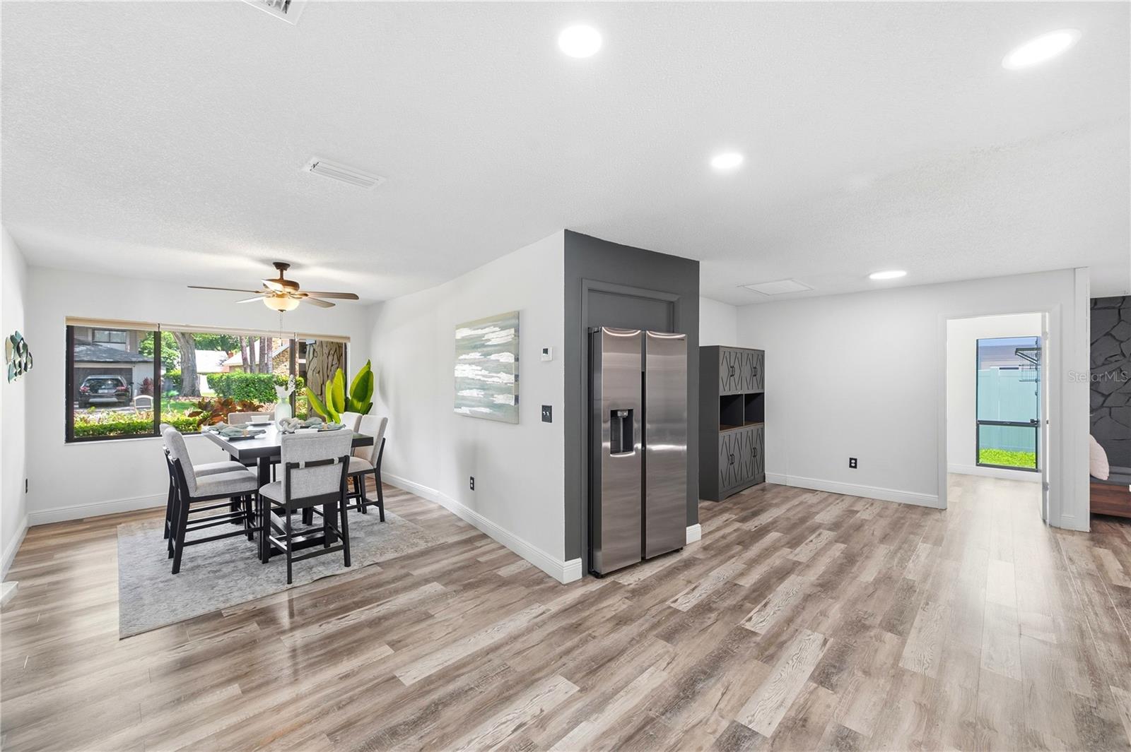 CARROLLWOOD VILLAGE - Residential