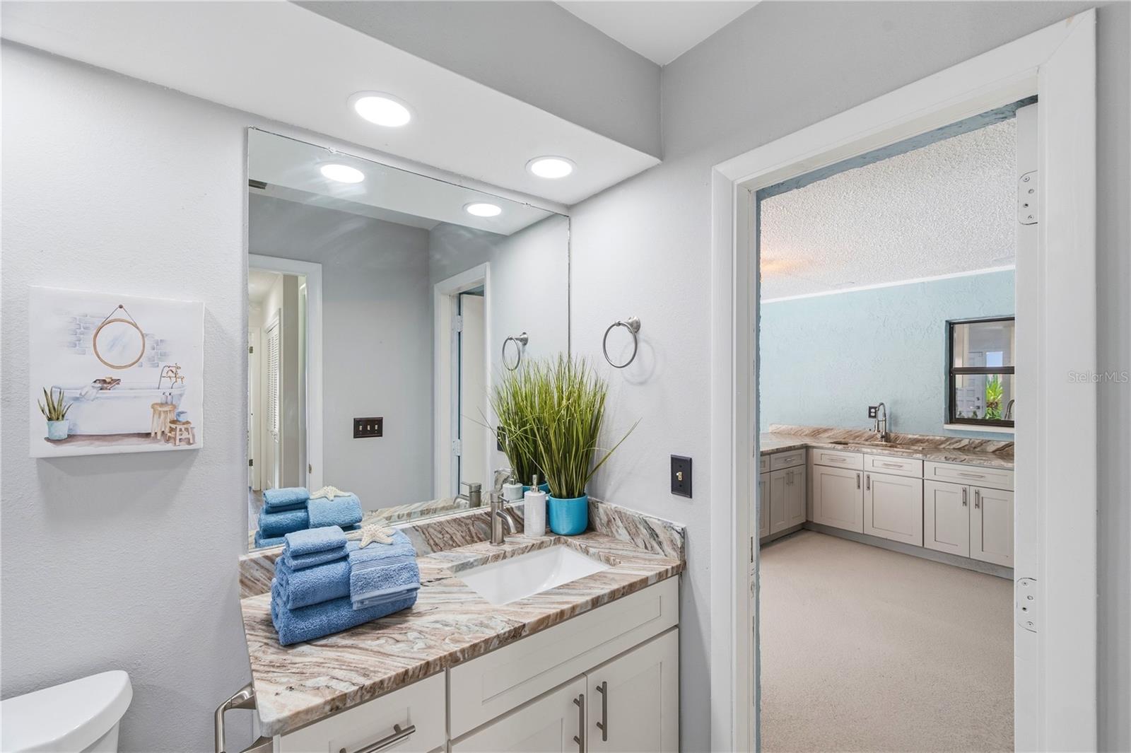 CARROLLWOOD VILLAGE - Residential