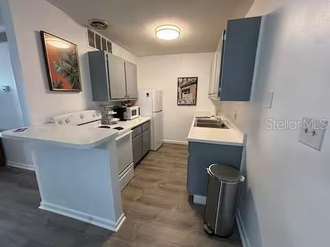 SUMMIT HOUSE - Residential