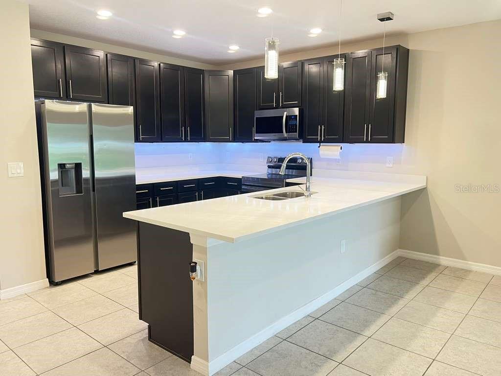 FIESTA KEY PH 2 - Residential