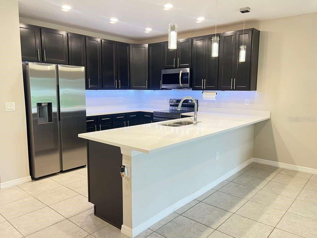 FIESTA KEY PH 2 - Residential