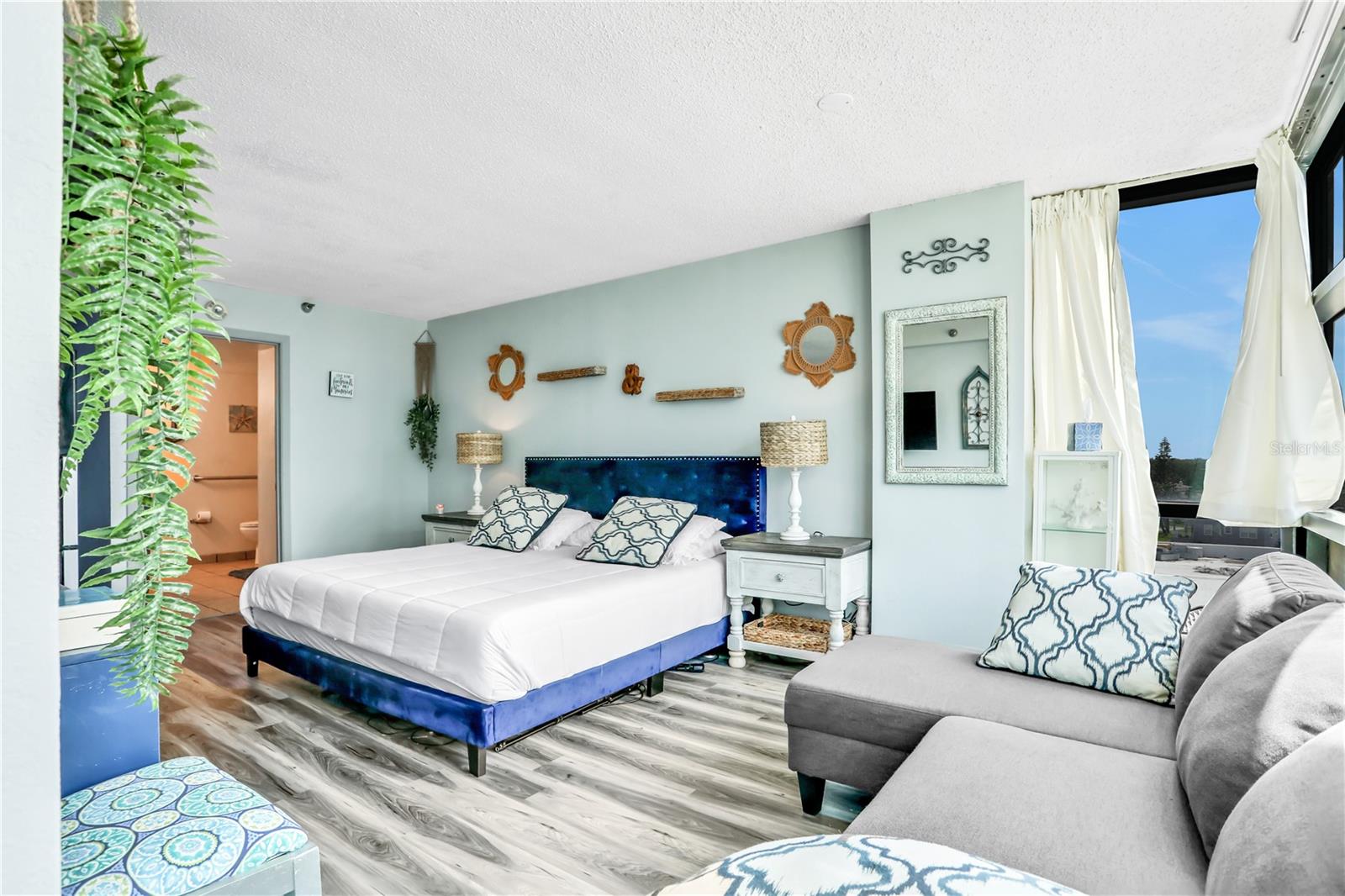OCEANSIDE INN CONDO - Residential