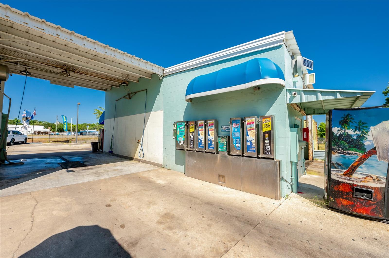 BERKLEY HOMES - Commercial Sale