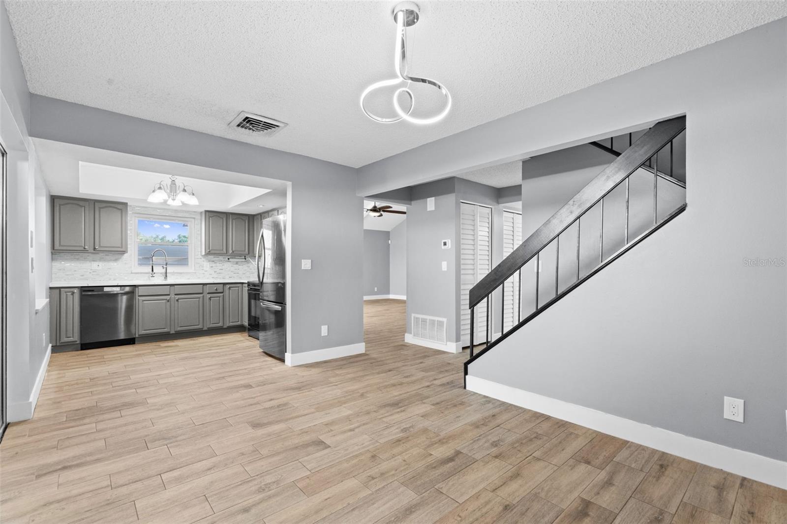 WINDING WOOD CONDO IX - Residential