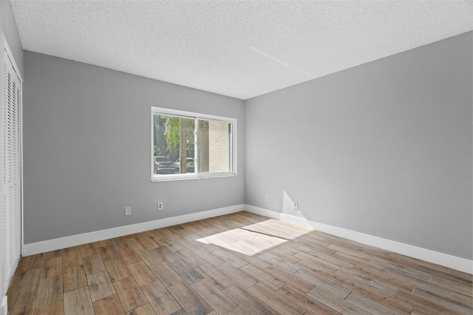 WINDING WOOD CONDO IX - Residential