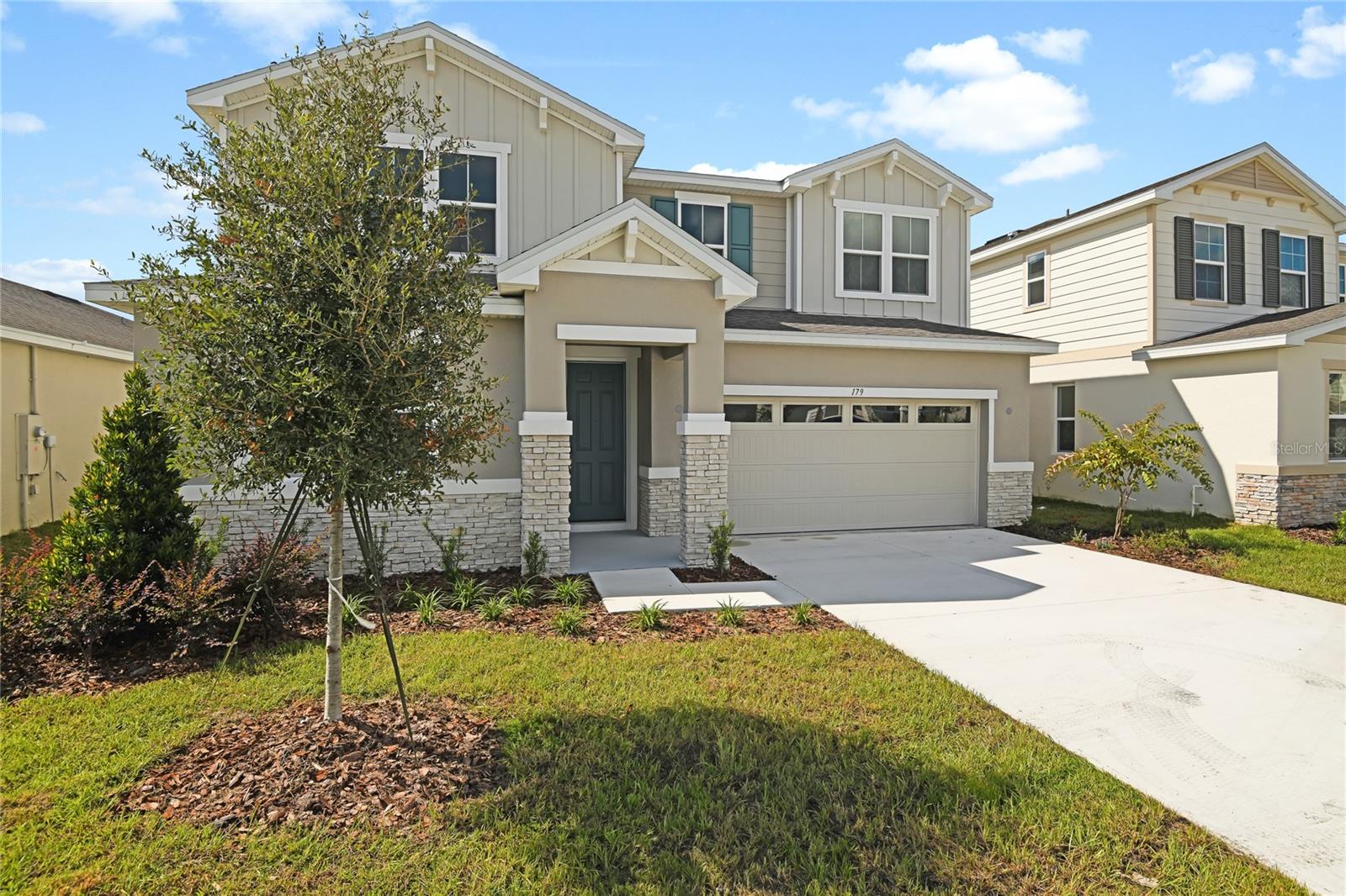 SEASONS AT MAGNOLIA POINTE - Residential