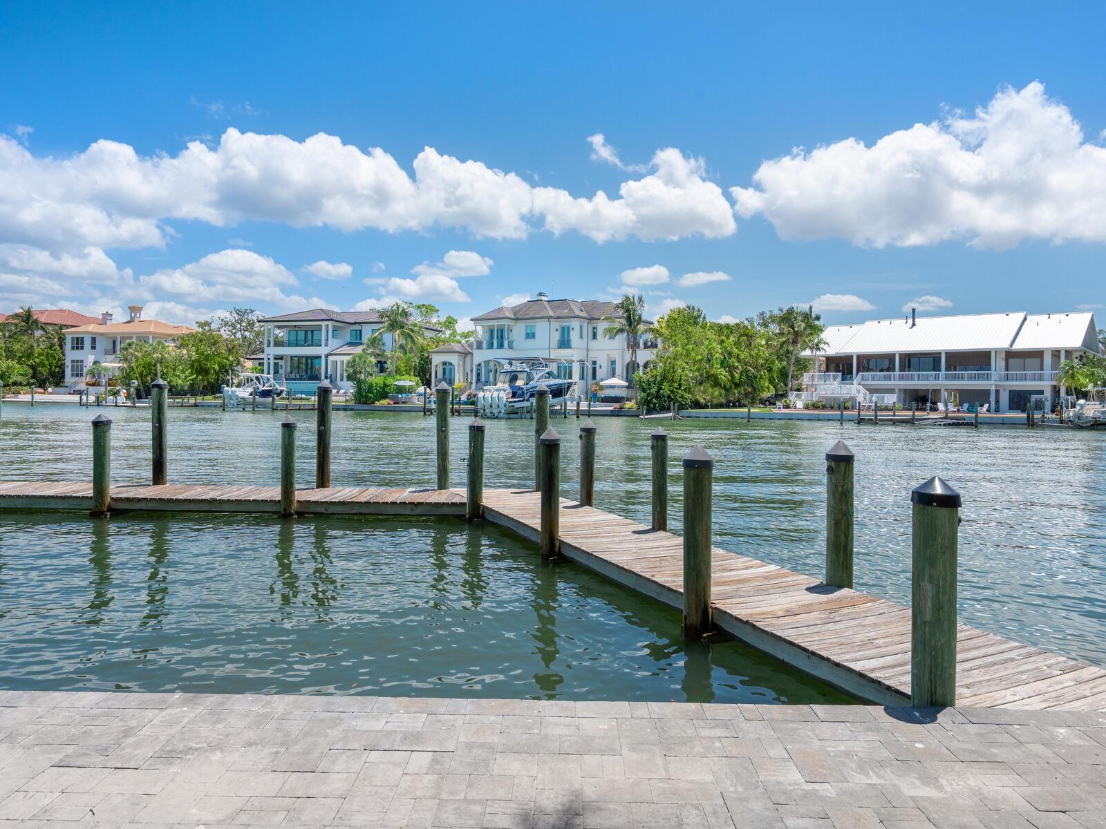 HARBOR ACRES - Residential