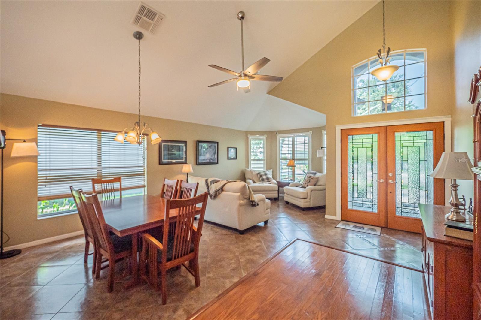 RYBOLT RESERVE PH 01 49 95 - Residential