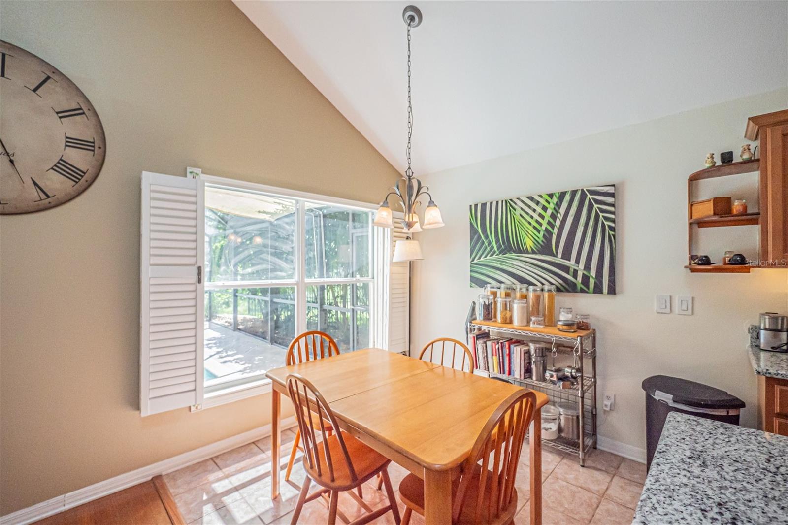 RYBOLT RESERVE PH 01 49 95 - Residential