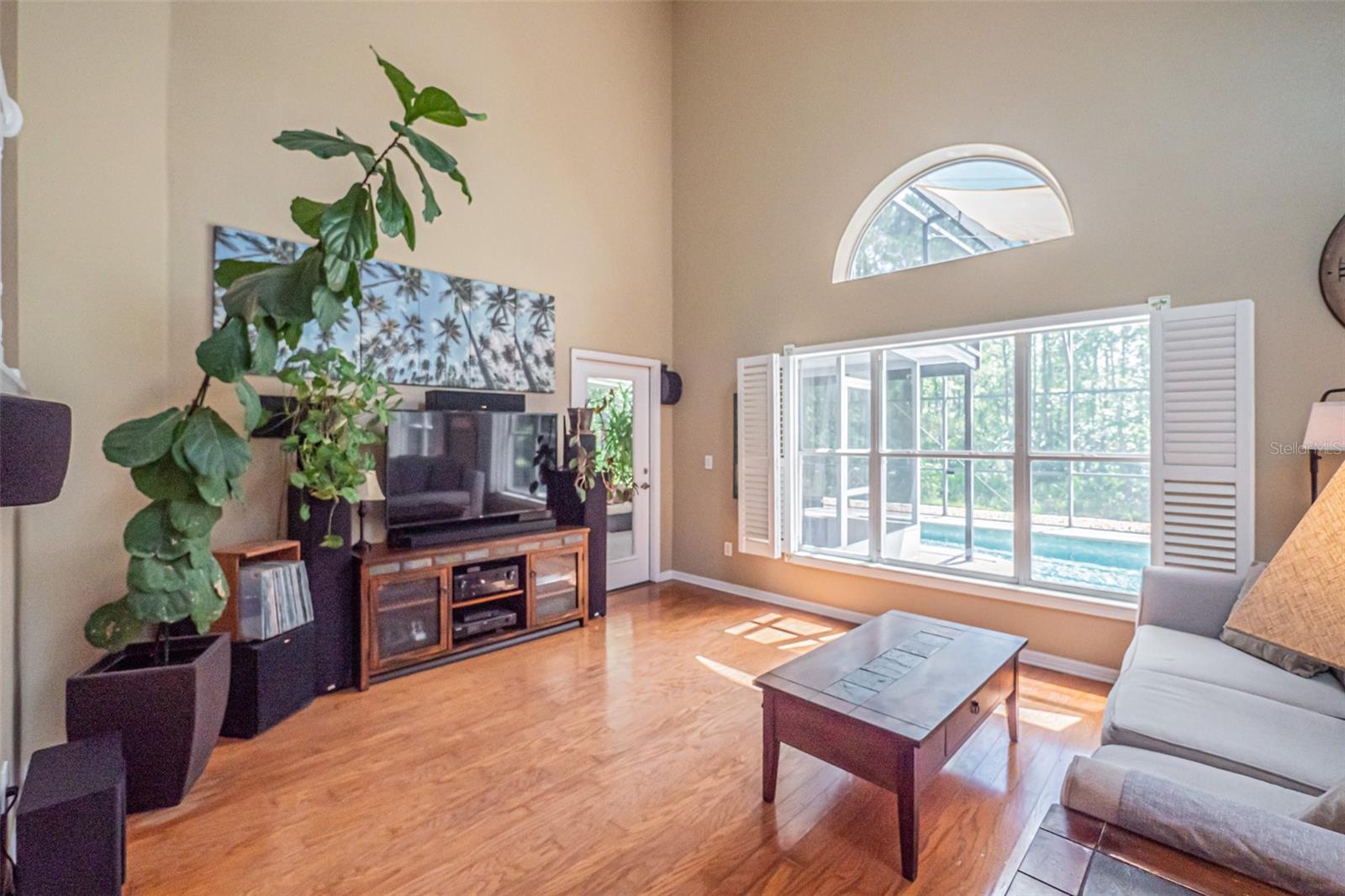 RYBOLT RESERVE PH 01 49 95 - Residential