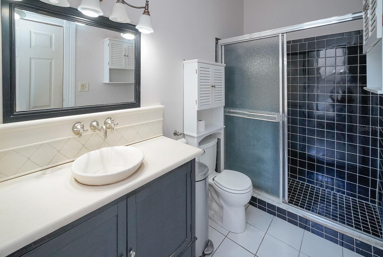 RIVERSIDE - Residential Lease