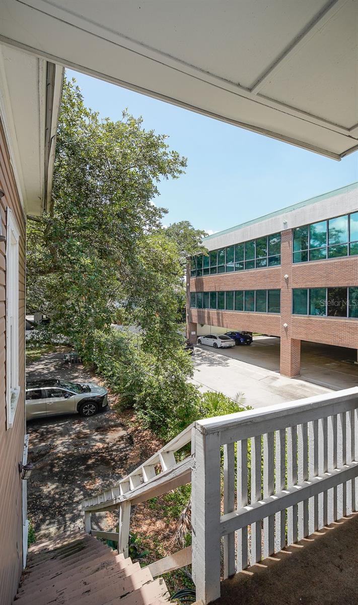 RIVERSIDE - Residential Lease