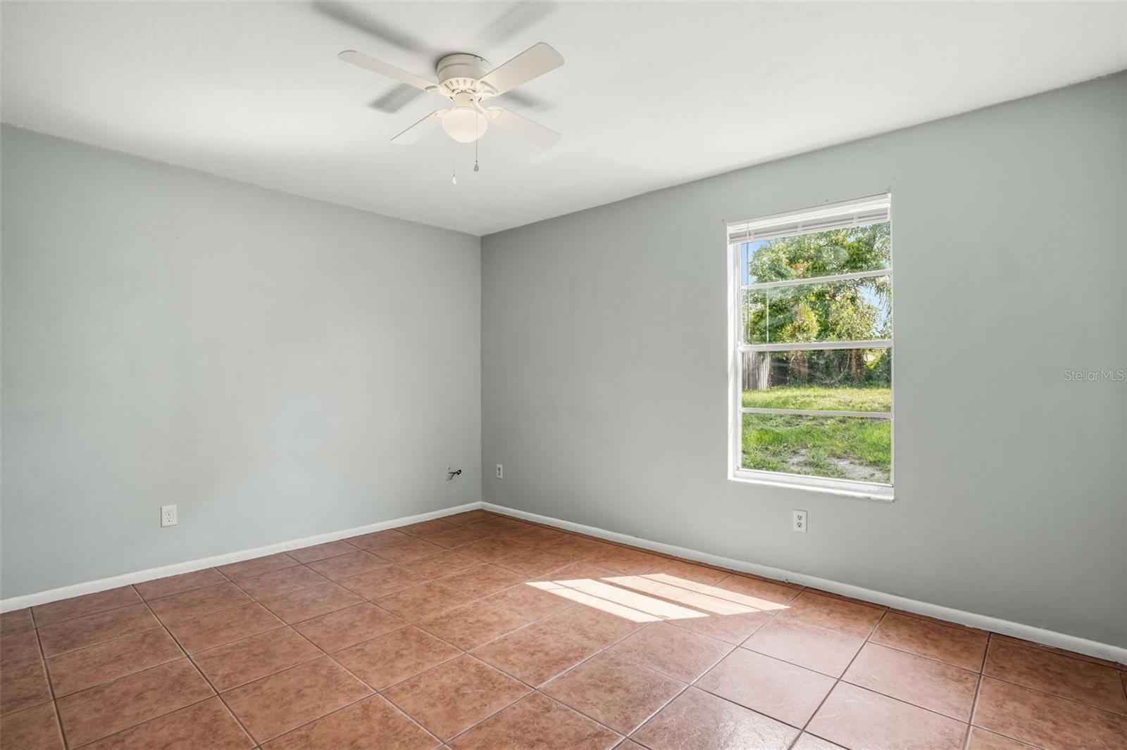 DELTONA LAKES UN 40 - Residential