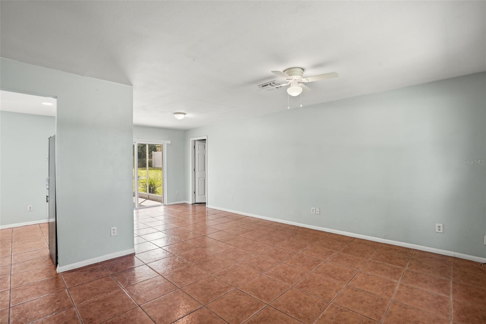 DELTONA LAKES UN 40 - Residential