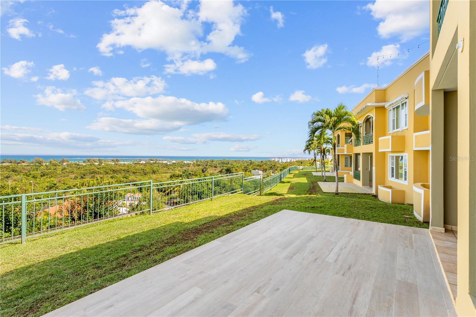 COSTA DORADA II - Residential